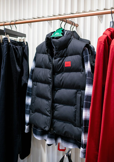 жилетка tommy
